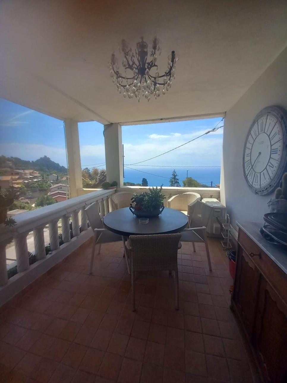 Dolci Risvegli Appartamento Vista Mare Ventimiglia Quarto foto