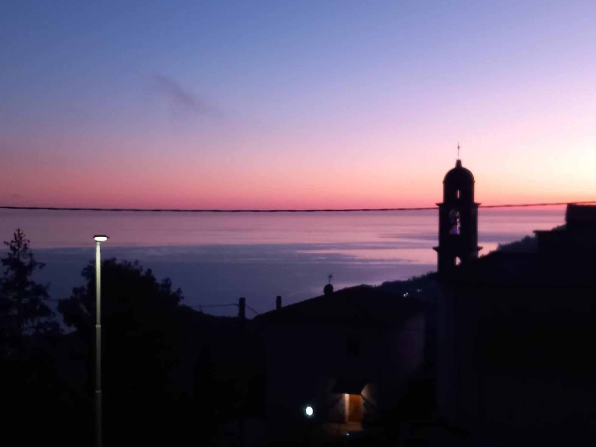 Dolci Risvegli Appartamento Vista Mare Ventimiglia Exterior foto